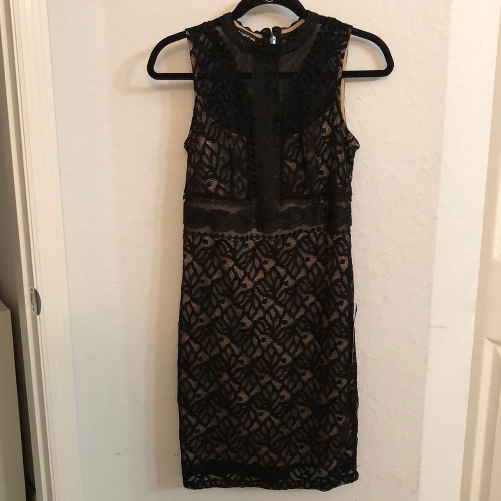 Bebe Black Lace Cocktail Dress/ [NWoT] [Size 6]